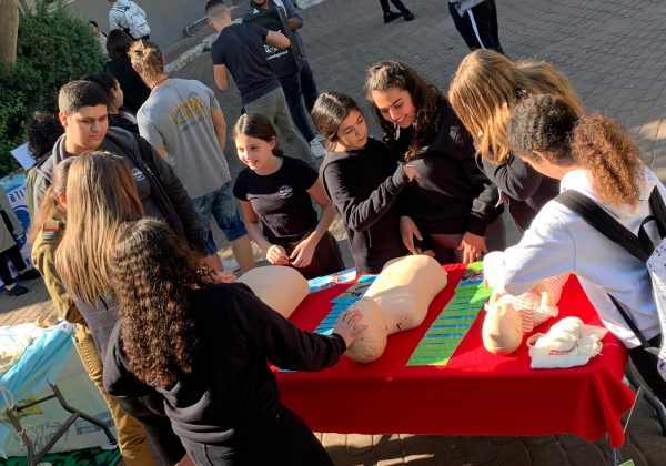 שנת המעורבות החברתית וההתפחות האישית בביה”ס יצאה לדרך